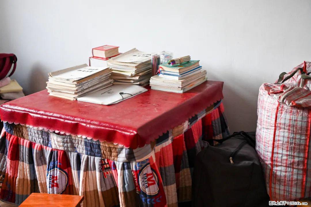 全网追的“扁担女孩”，找了一份暑假工，时薪12元 - 佳木斯生活资讯 - 佳木斯28生活网 jms.28life.com